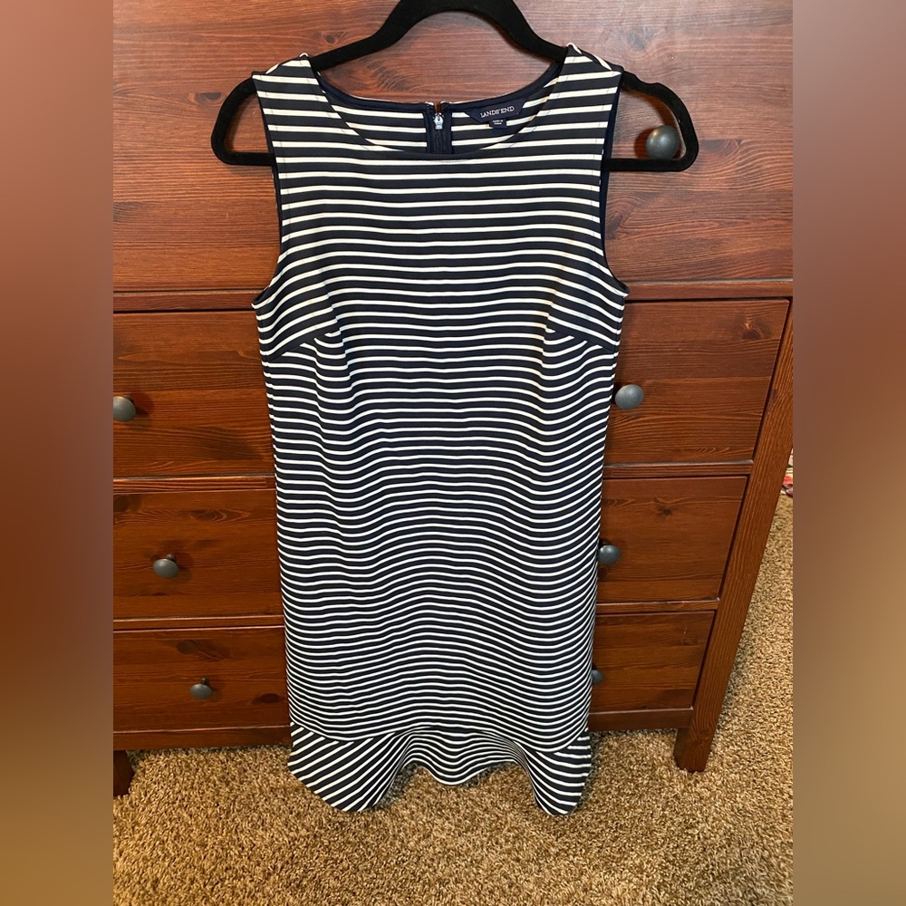 Lands' End Classic Navy and White Striped Sleeveless Dress Size 4